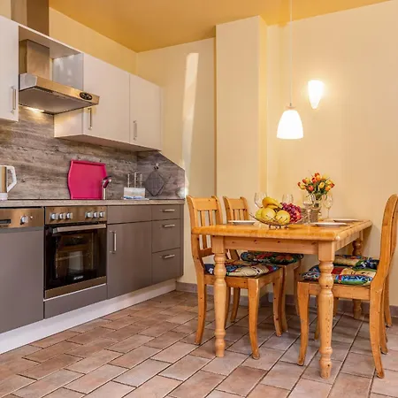 Ferienhaussiedlung Strandperlen Weidenhof 3c Holiday home Wustrow (Fischland)